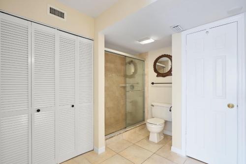 Ένα μπάνιο στο Pointe Santo C27 - Gorgeous Gulf Front Residence at Pointe Santo