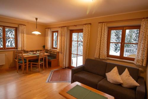 Ruang duduk di Appartement Berglerhof