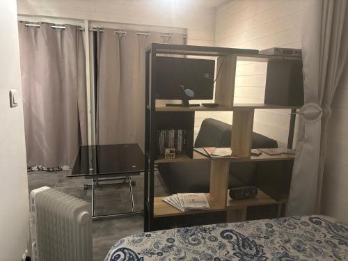 Photo de la galerie de l'établissement Le Chalet au bord des pistes cyclables, à Sainte-Hélène