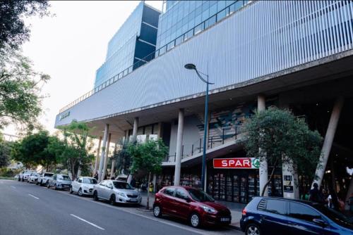 Το κτήριο όπου στεγάζεται  το διαμέρισμα