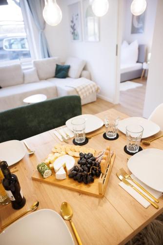 Makanan di atau berdekatan apartmen