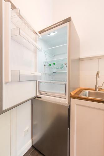 FRITZ by ROCKCHAIR Apartments l SUPERHOST Status l 3 Bedrooms Boxspringbeds 2 Bathrooms 2 Kitchen - Cozy Family & Business Flair welcomes you! photo 29