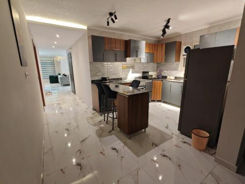 Roxy Square Apartmentにあるキッチンまたは簡易キッチン