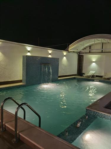 Piscina a Hot Pool Villa o a prop