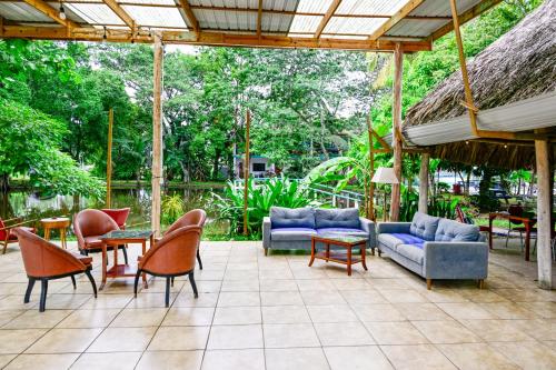 Jardin de l'établissement Drift Inn Cayo
