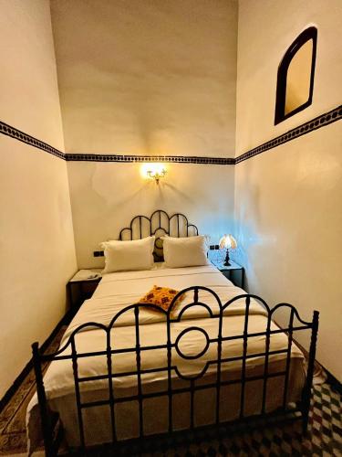 Cama o camas de una habitación en Riad Lalla Zoubida