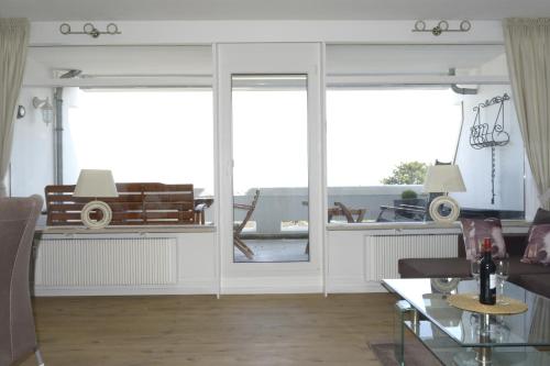 Posezení v ubytování NA - Ostsee-Traum - Ferienwohnung mit Meerblick am Hansa Park, W-LAN & Parkplatz kostenlos