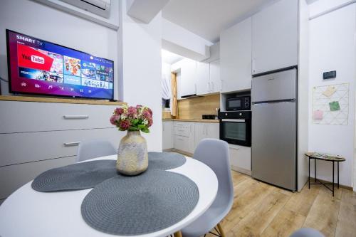 Billede fra billedgalleriet på Zlata Rezidential Home with private parking i Suceava