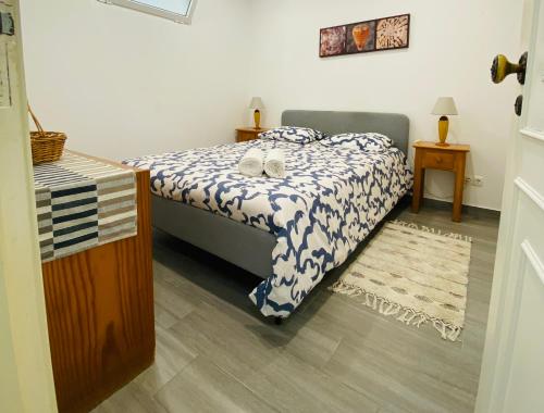 Apartamento Estúdio a 5 min a pé da praia, com terraço grande ao sol, no Rés-Chão