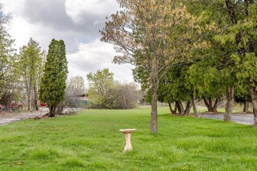 Φωτογραφία από το άλμπουμ του Comfortable Stay in Brownstown w Great Amenities σε Woodhaven