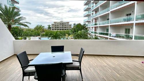 Gallery image of Marina lux condo in Mazatlán