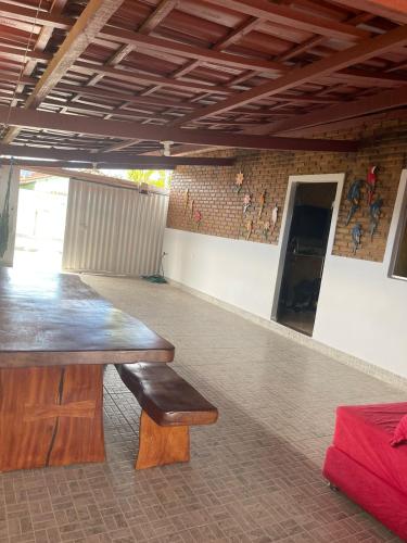 Χώρος καθιστικού στο Casa com Piscina em Prado Bahia