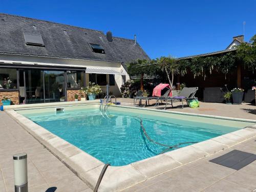 Maison familiale avec piscine chauffée, proche plages et La Baule - FR-1-306-1266