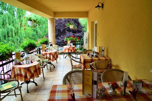 Restaurace v ubytování Hotel Lukács Superior