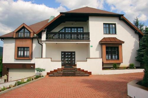 Villa in Brenna near Ski Lifts