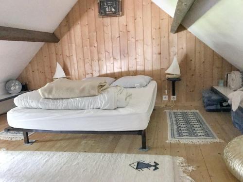 Posedenie v ubytovaní Maison paisible à Moëlan-sur-Mer avec jardin et barbecue