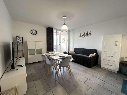 Appartement moderne 2 pièces avec parking à Saint-Hilaire-de-Riez - FR-1-224C-331