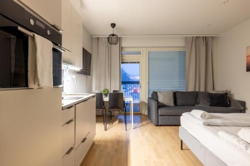 Fotografie z fotogalerie ubytování Prestigious Apartment & Enjoy Waterfront Living v destinaci Tampere