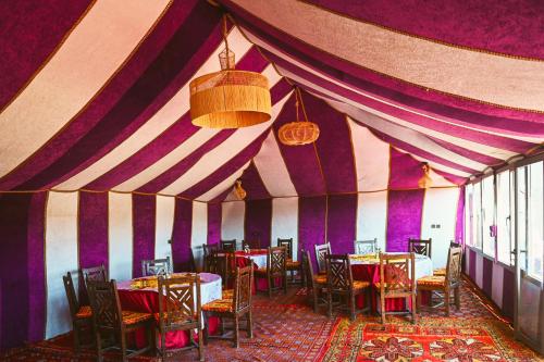 Εστιατόριο ή άλλο μέρος για φαγητό στο Auberge Bivouac La Belle Etoile