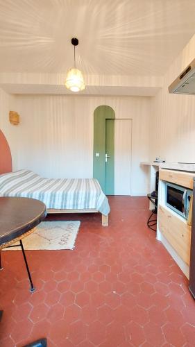 Photo de la galerie de l'établissement Petit Studio Centre de Manosque, à Manosque