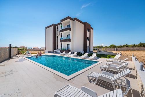 Deluxe Apartment Rita 3