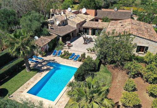 Villa near Pollensa and crystalline beaches of Cala Sant Vicenç by Renthousing