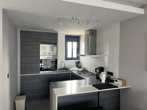 Oasis Beach - Top floor with seaview