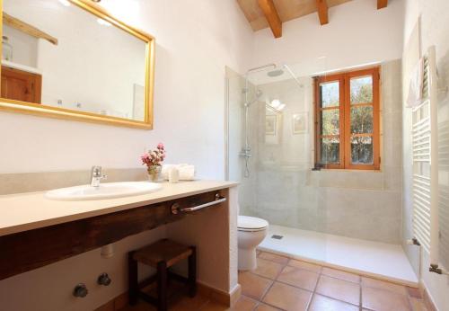 Villa near Pollensa and crystalline beaches of Cala Sant Vicenç by Renthousing