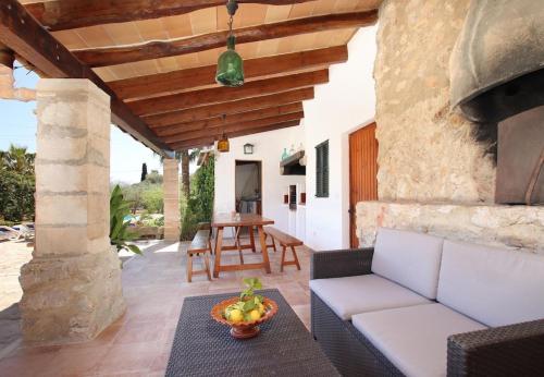Villa near Pollensa and crystalline beaches of Cala Sant Vicenç by Renthousing