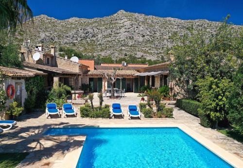 Villa near Pollensa and crystalline beaches of Cala Sant Vicenç by Renthousing