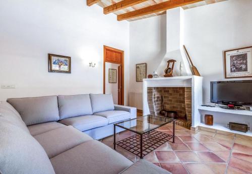 Villa near Pollensa and crystalline beaches of Cala Sant Vicenç by Renthousing