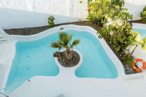 Exclusive Villa in Bahiazul with heated pool