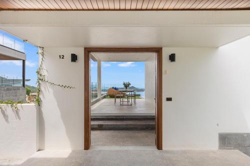 Μπαλκόνι ή βεράντα στο Chaweng Noi villa Managed by Saitara peak
