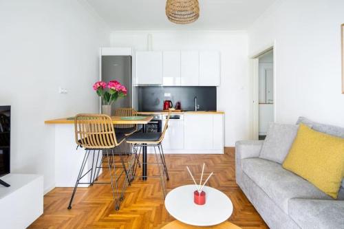 Urban Haven in Pagrati by MK