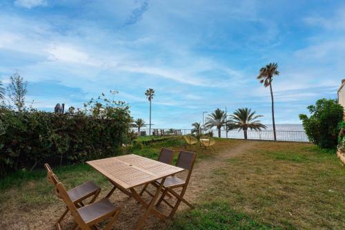 Cannes apartment sea view - 18H