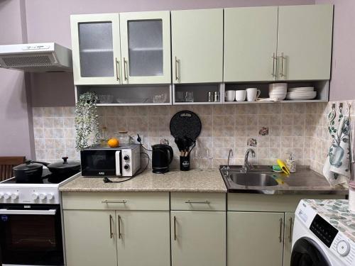 Cuina o zona de cuina de 5:минут до метро