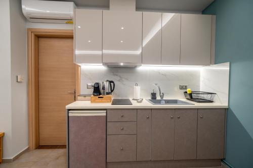 Happy apartments 0