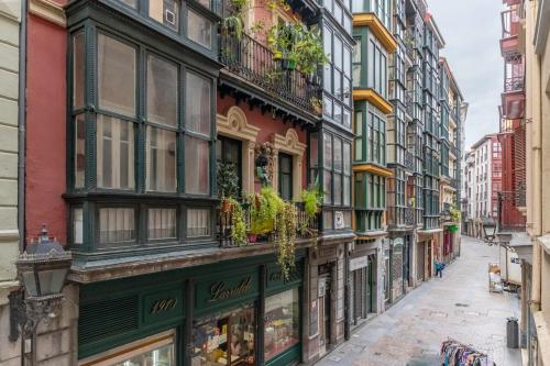 Casco Viejo junto a La Catedral y PARKING opcional