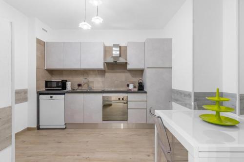 Kuchyň nebo kuchyňský kout v ubytování MUG7 - Sesto San Giovanni - Sesto living suite -