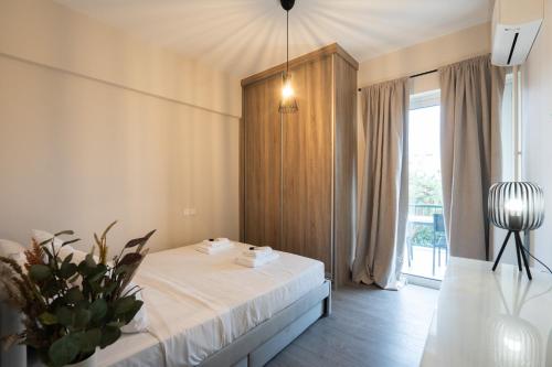 Relaxing Voula Hideaway