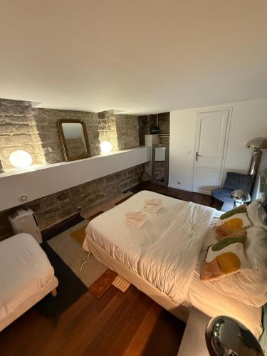 Canal Saint Martin apartments