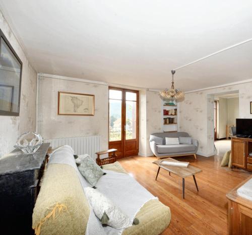 Maison familiale accueillante à Aspres-sur-Buëch avec balcon
