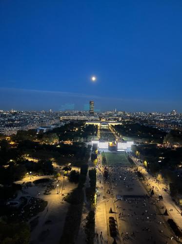 Paris apartment with room near Tour Eiffel