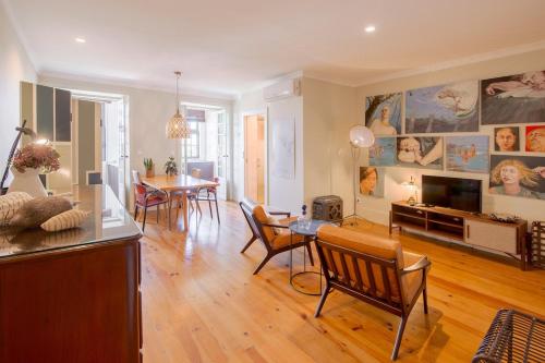Once Upon in Porto Apartment III - bydixos