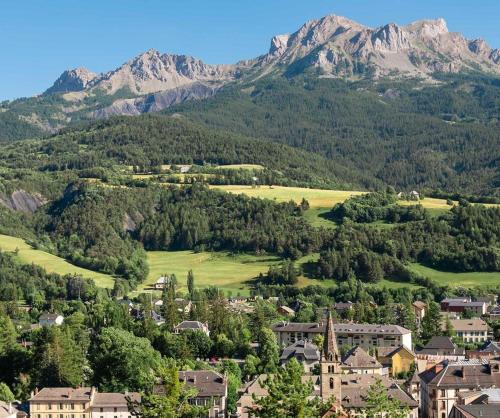 Nespecifikovaný výhled na hory nebo výhled na hory při pohledu z apartmánu