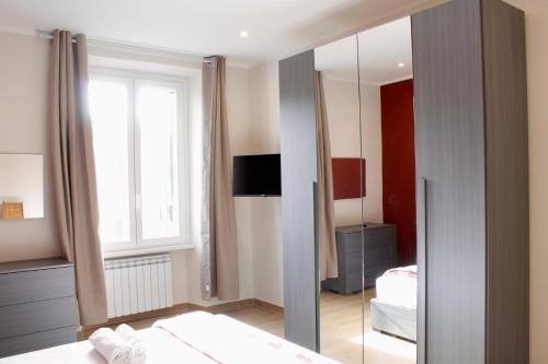 HC - Miriam's Brand New Apartment in Vatican