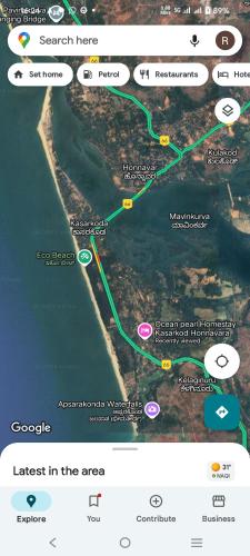 a screenshot of a map of the coast with descriptions of the freeway at Ocean pearl 01 in Kāsarkod