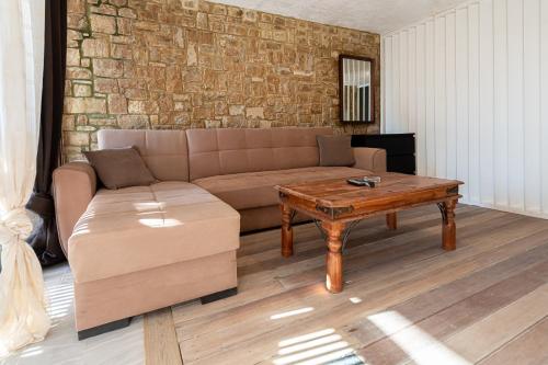 Ruang duduk di Maria Elena Villas - Akti Elia Halkidiki