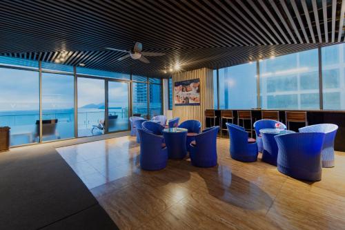 Гостиная зона в V Hotel Nha Trang