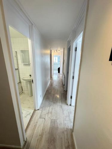 Billede fra billedgalleriet på Queensway 2 bedroom flat i London